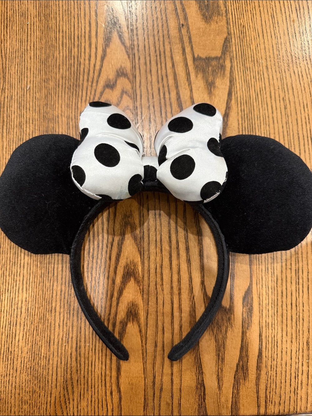 Disney Minnie Ears Black Velvet Polka Dot